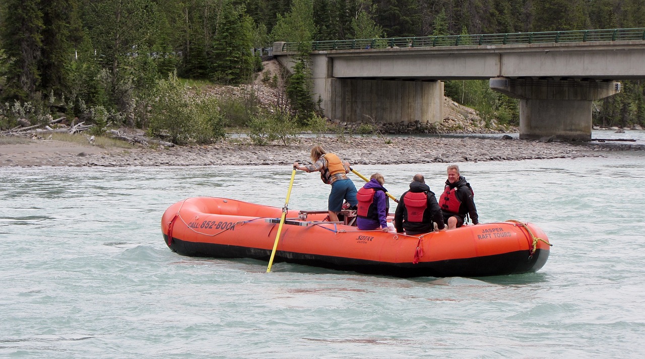 Nowe Doznania na Wodach Polskich Pienin: rafting