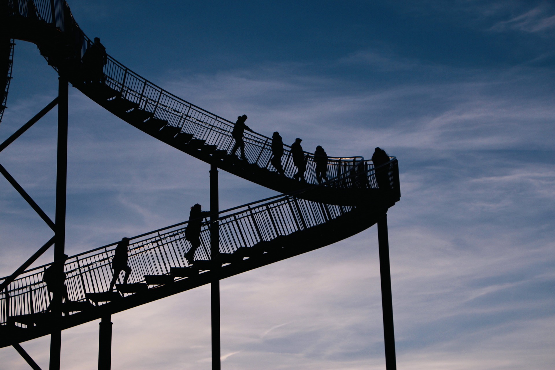 Zaawansowane technologie w budownictwie: wykorzystanie stali